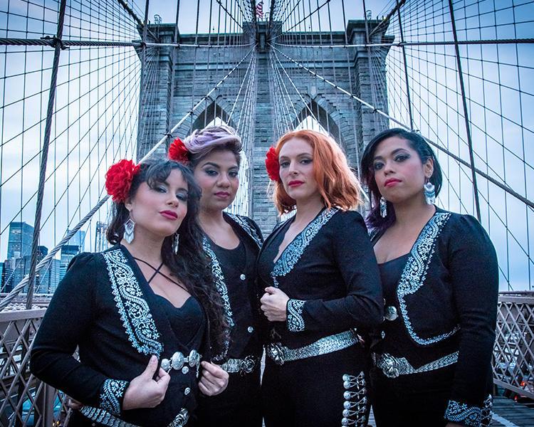 Canta y goza con el mariachi femenino ‘Flor De Toloache’ en Flushing Town Hall