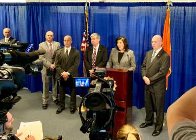 Seis miembros de la MS-13 acusados de asesinatos en Queens y Nassau