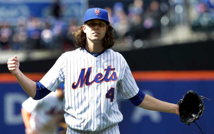 DeGrom y los Mets siguen dominando a los Marlins