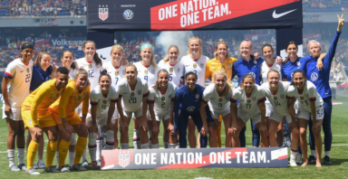 Selección de EEUU golea 3-0 a México que queda lista para el Mundial femenino