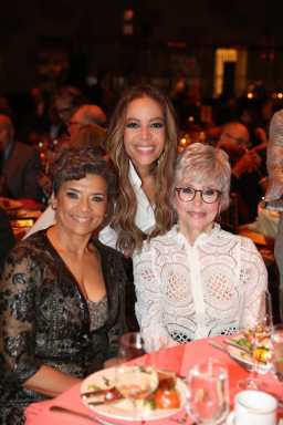 Gala celebra #BRONXGROWN