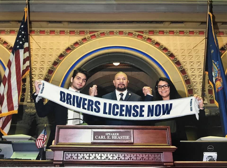 Licencias de conducir para indocumentados ... A un paso de la luz verde