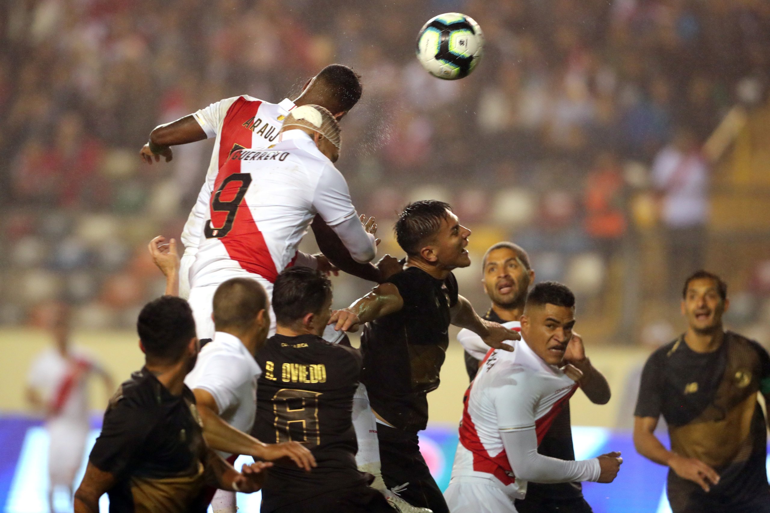 Perú vence a Costa Rica y afina su maquinaria para la Copa América