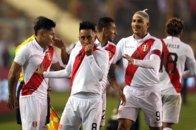 Perú vence a Costa Rica y afina su maquinaria para la Copa América