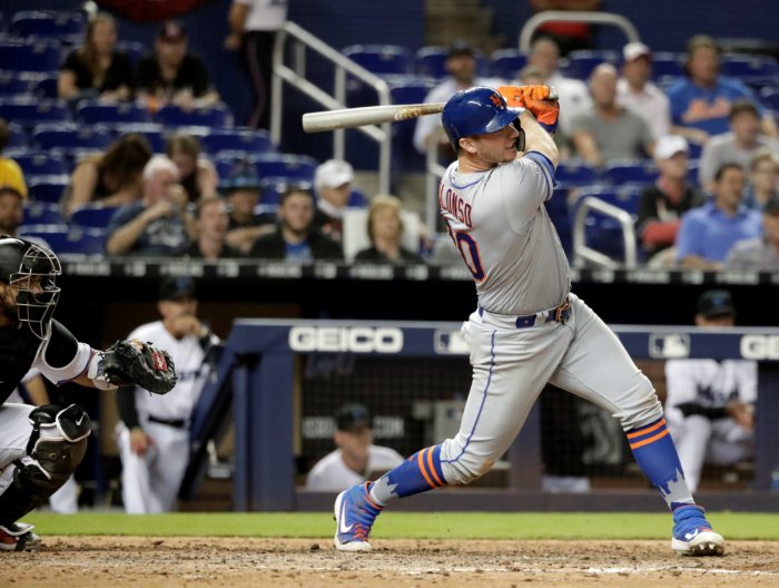 Alonso dirige ataque de jonrones de los Mets contra los Yankees