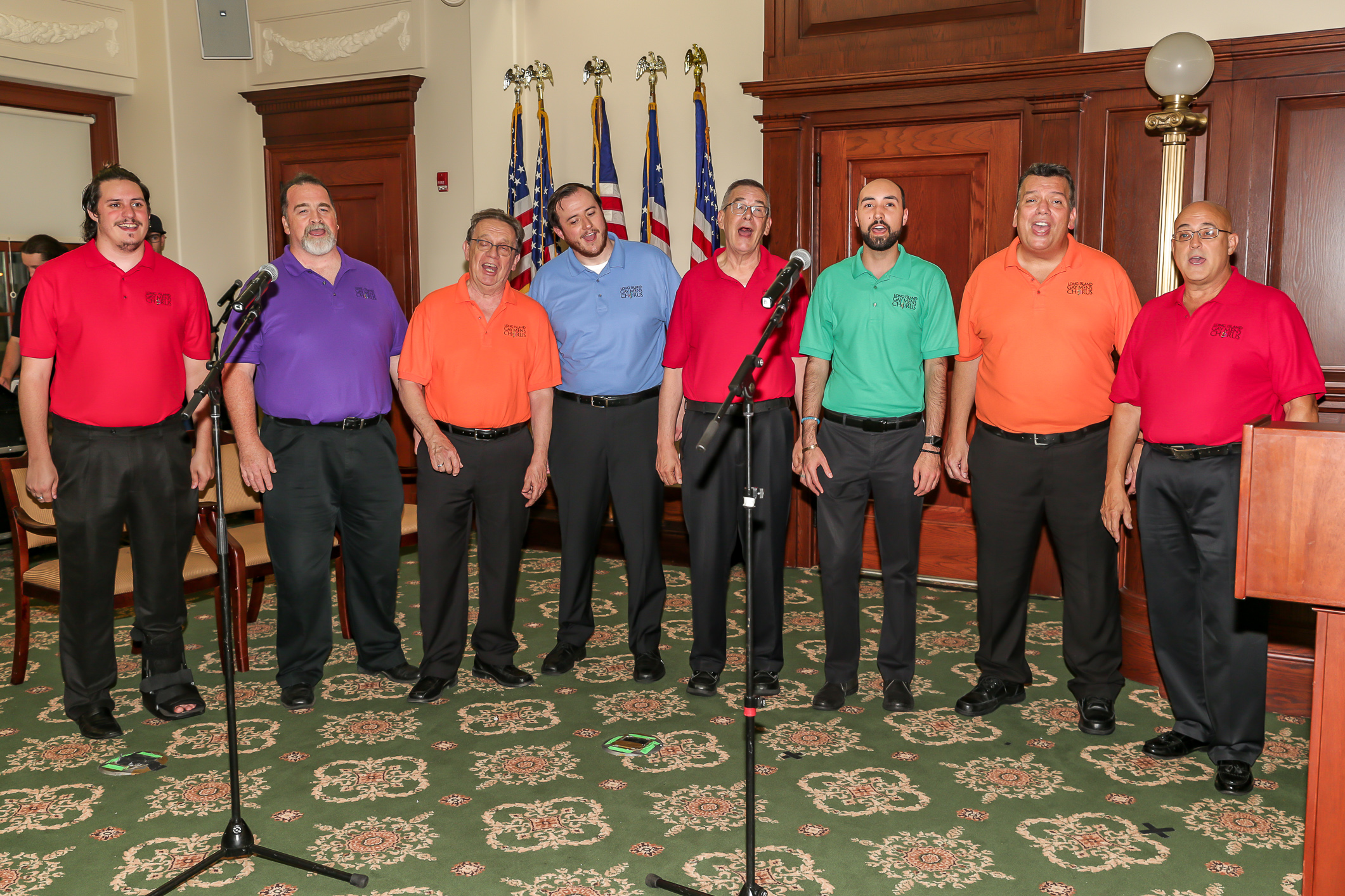 Ejecutiva del condado de Nassau acoge la celebración del Mes del Orgullo