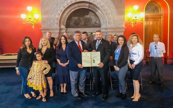 Gobierno de NY reconoce el 6 de Agosto como el Día del Salvadoreño Americano