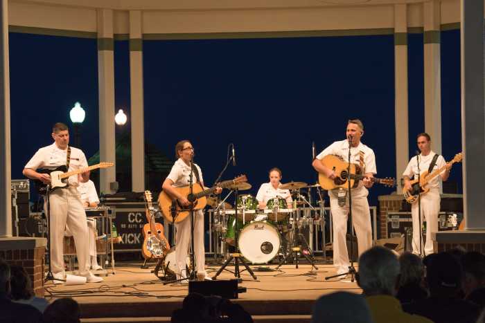 Copiague seleccionado para el Tour de la Banda de la Marina de EEUU
