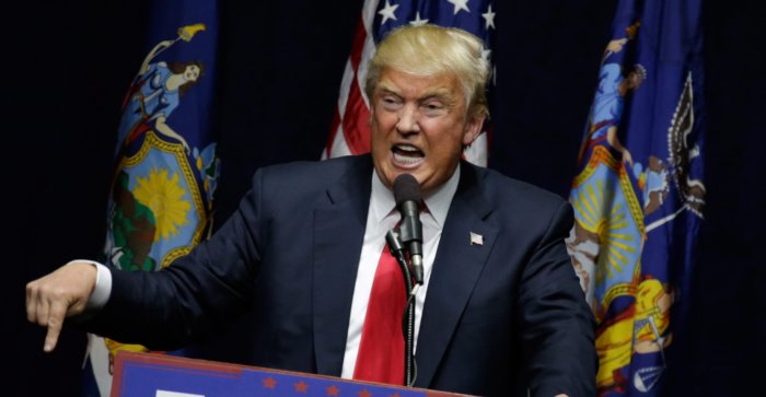 Trump confirma que las redadas empezarán el domingo y deportarán a 'miles'