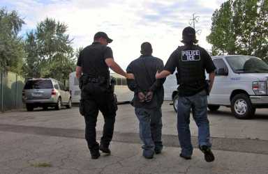 Cómo prepararse para las anunciadas redadas de ICE