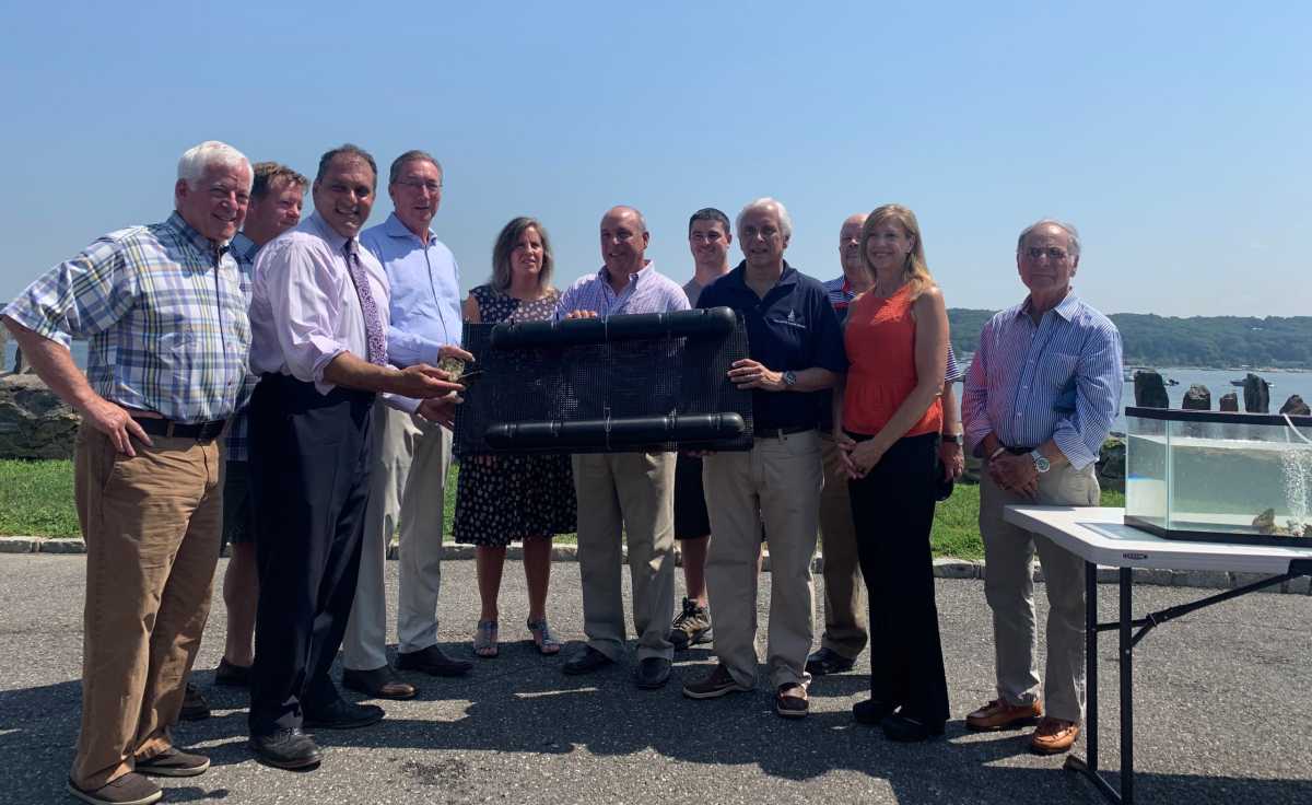 Exigen la expansión de crucial programa de calidad de agua en Laurel Hollow