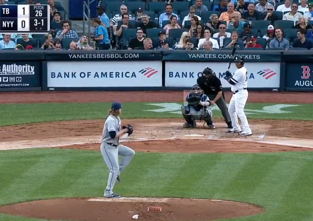 Dominicano Encarnación enciende el Yankee Stadium con su tercer cuadrangular
