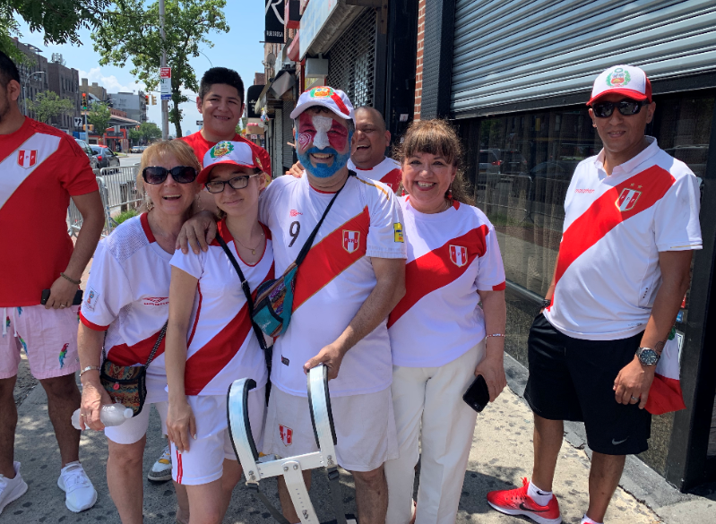 Peruanos en Nueva York orgullosos de la 'Blanquirroja' subcampeona de América