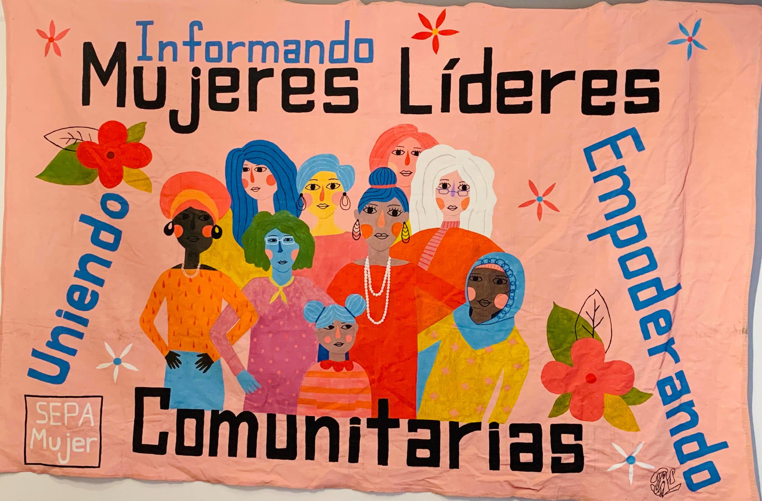 Jóvenes hispanas se gradúan del programa de empleo de verano de SEPA Mujer