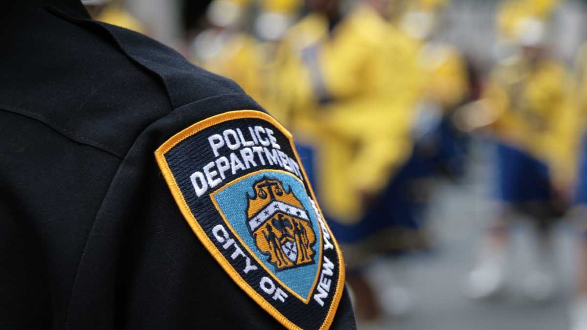 NYPD de luto nuevamente por el suicidio de un oficial de policía