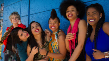El innovador sexteto de jazz afrocubano de mujeres Jane Bunnett y Maqueque da inicio a la temporada de otoño en Flushing Town Hall