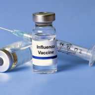 ¡La gripe puede matarle, vacúnese!