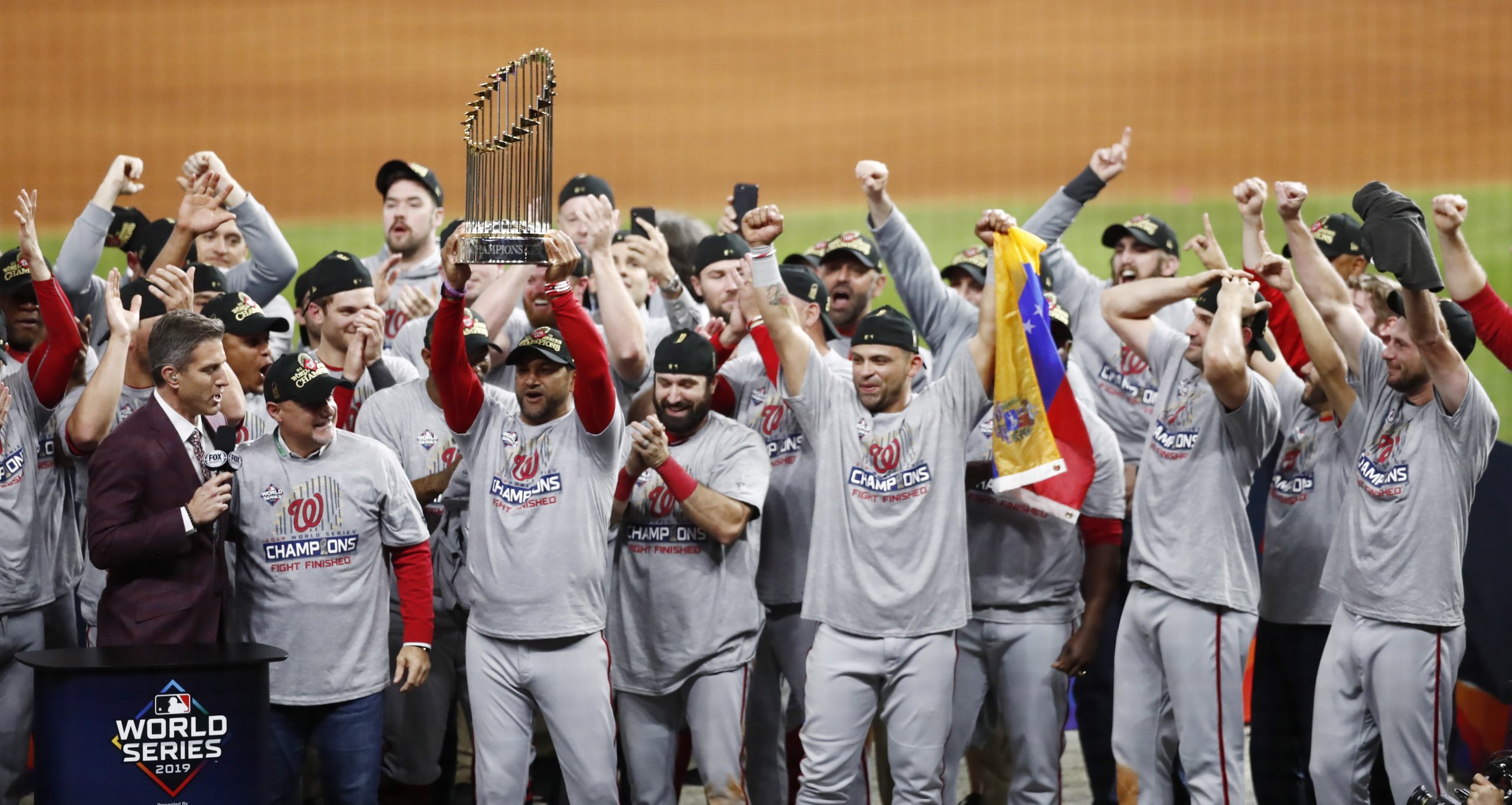 Nacionales, de la frustración en mayo, a campeones en octubre