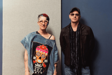 Aviónica lanza “Ojos de Miel” con Andrea Echeverri de Aterciopelados