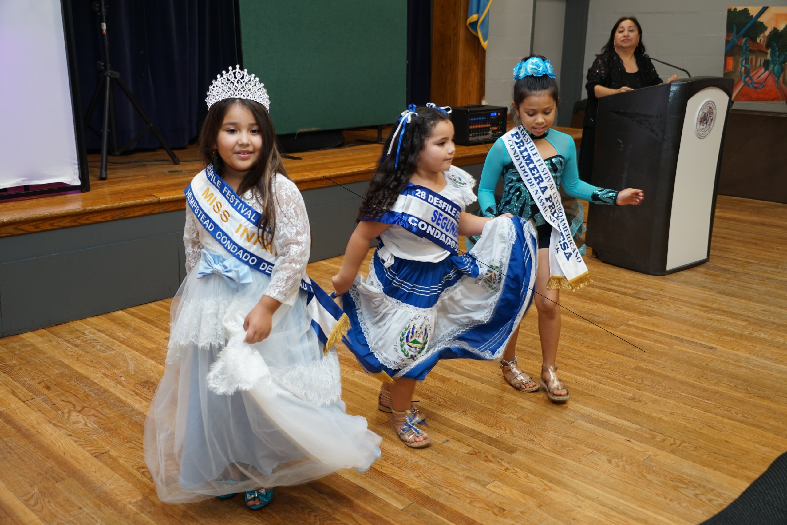 Villa de Hempstead festejó a lo grande el Mes de la Herencia Hispana