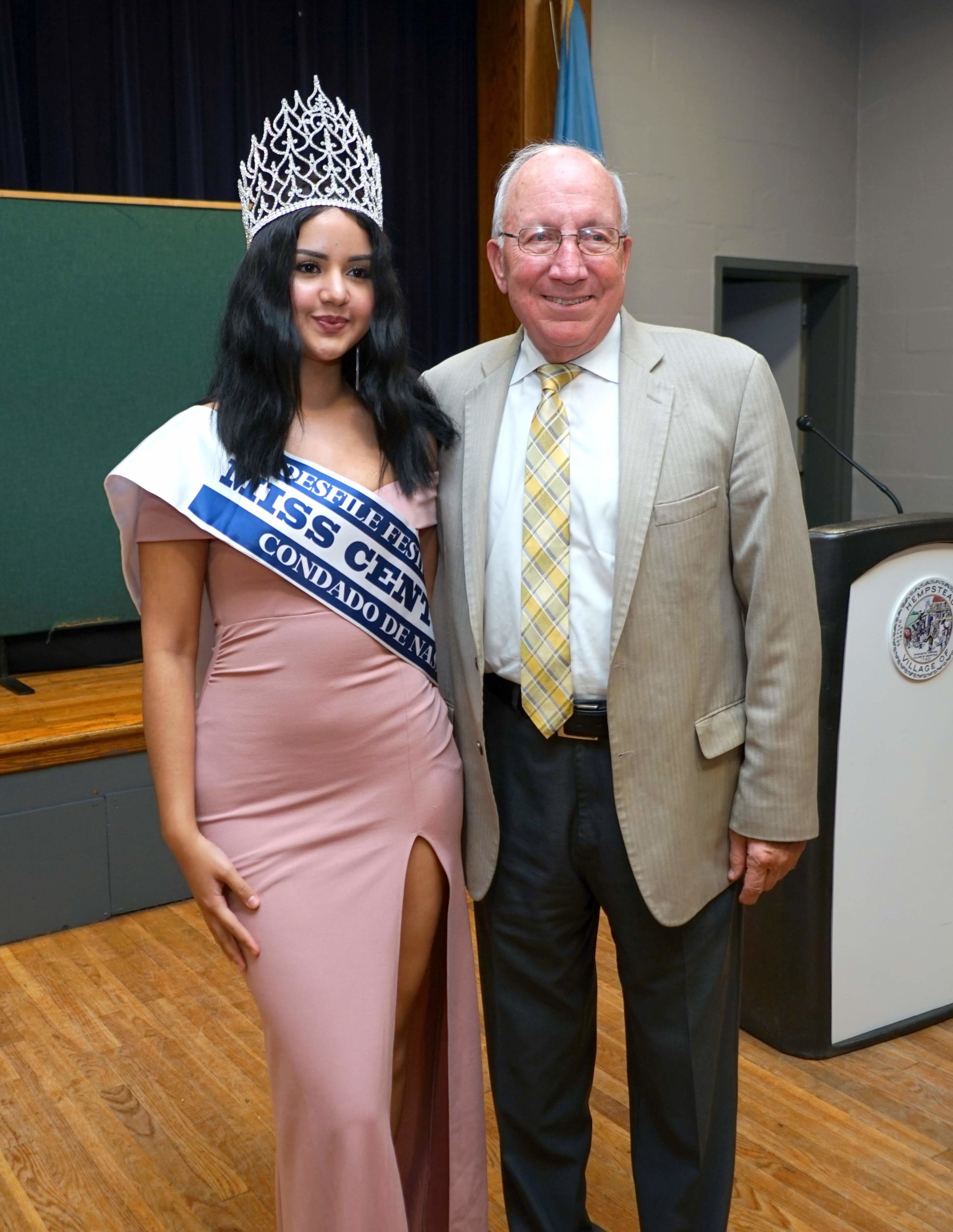 Villa de Hempstead festejó a lo grande el Mes de la Herencia Hispana