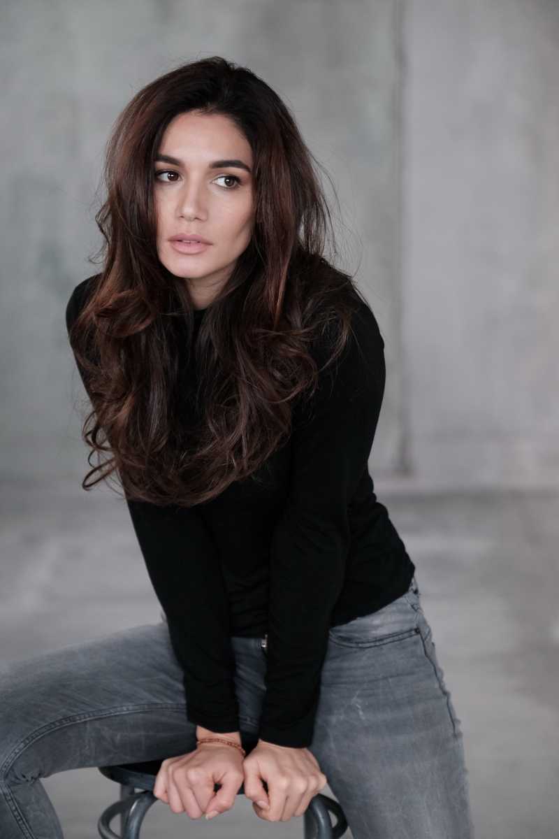¡Latina a la conquista de Hollywood! Mariela Garriga protagoniza el thriller ‘Bloodline’