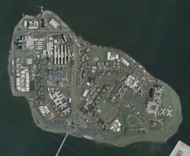 Aprueban resolución que prohíbe nuevas cárceles en Rikers Island