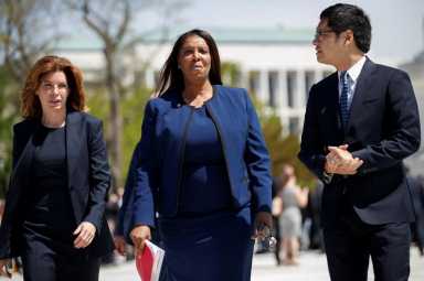 Nueva York se une a la lucha contra nueva regla de Trump antiinmigrante