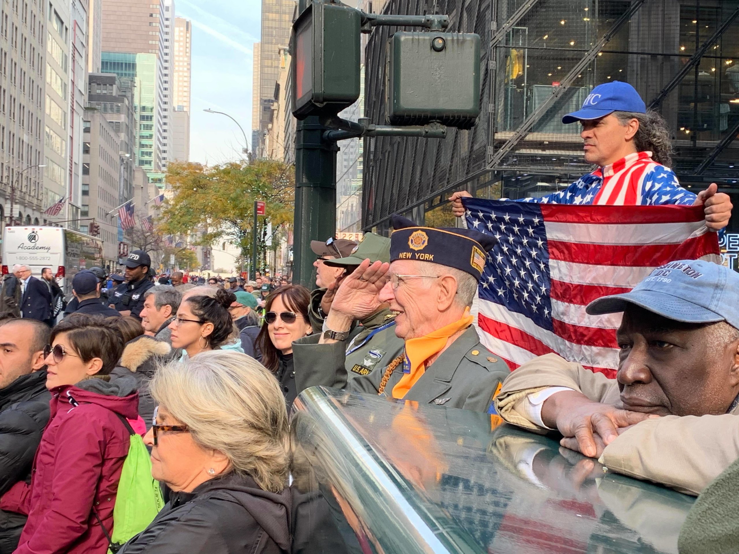 Nueva York celebró el Día de los Veteranos con desfile en Manhattan (Fotos y Video)