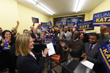 Melinda Katz le gana a Joe Murray en la carrera de Fiscal de Distrito en Queens