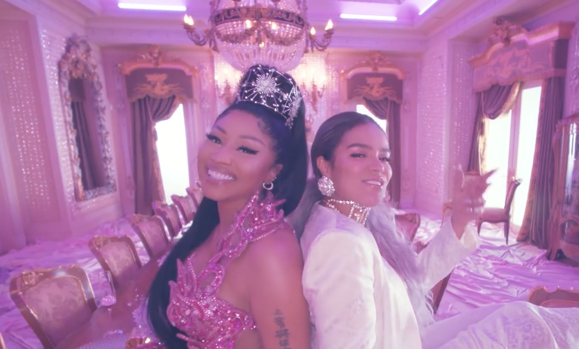 Karol G y Nicki Minaj se unen para el lanzamiento sorpresa de “Tusa”