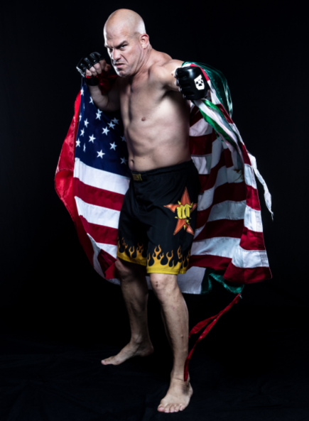 Tito Ortiz vs. Alberto El Patrón, en Combate Américas
