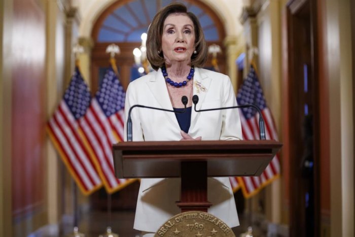 Pelosi pide iniciar la redacción de los cargos del juicio político a Trump