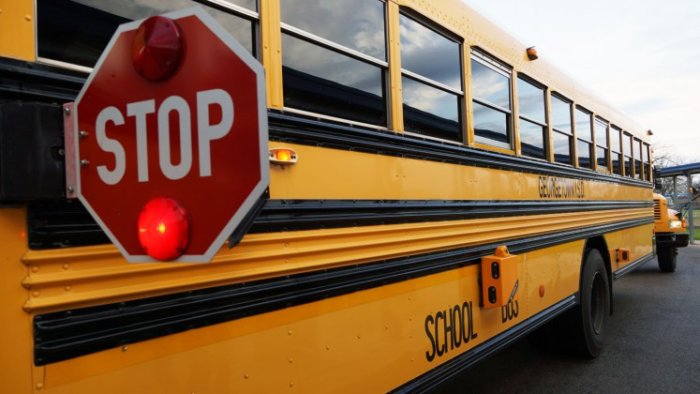 Las cámaras de parada de autobús escolar llegarán pronto a Long Island