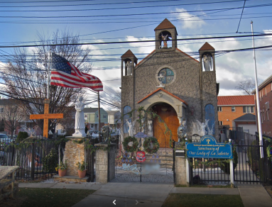 Obispo de Queens detenido por abusar sexualmente de un menor feligrés