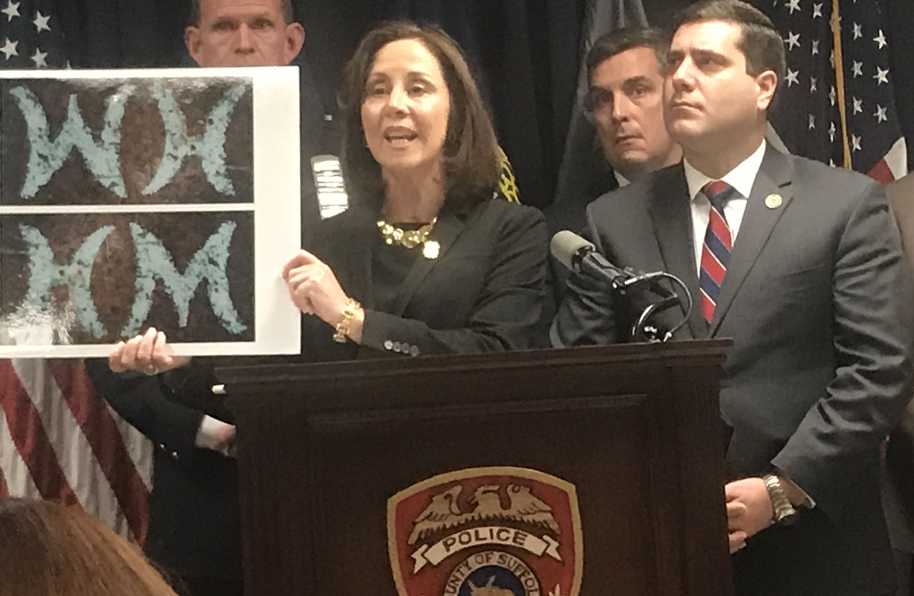 Policía de Suffolk publica nueva evidencia de asesinato en Gilgo Beach