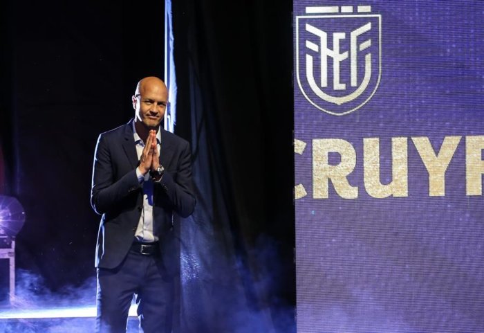 Jordi Cruyff presentado como entrenador de un nuevo Ecuador