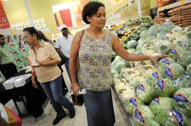 Nueva York y 13 estados demandan a Trump por medida que limita cupones de alimentos