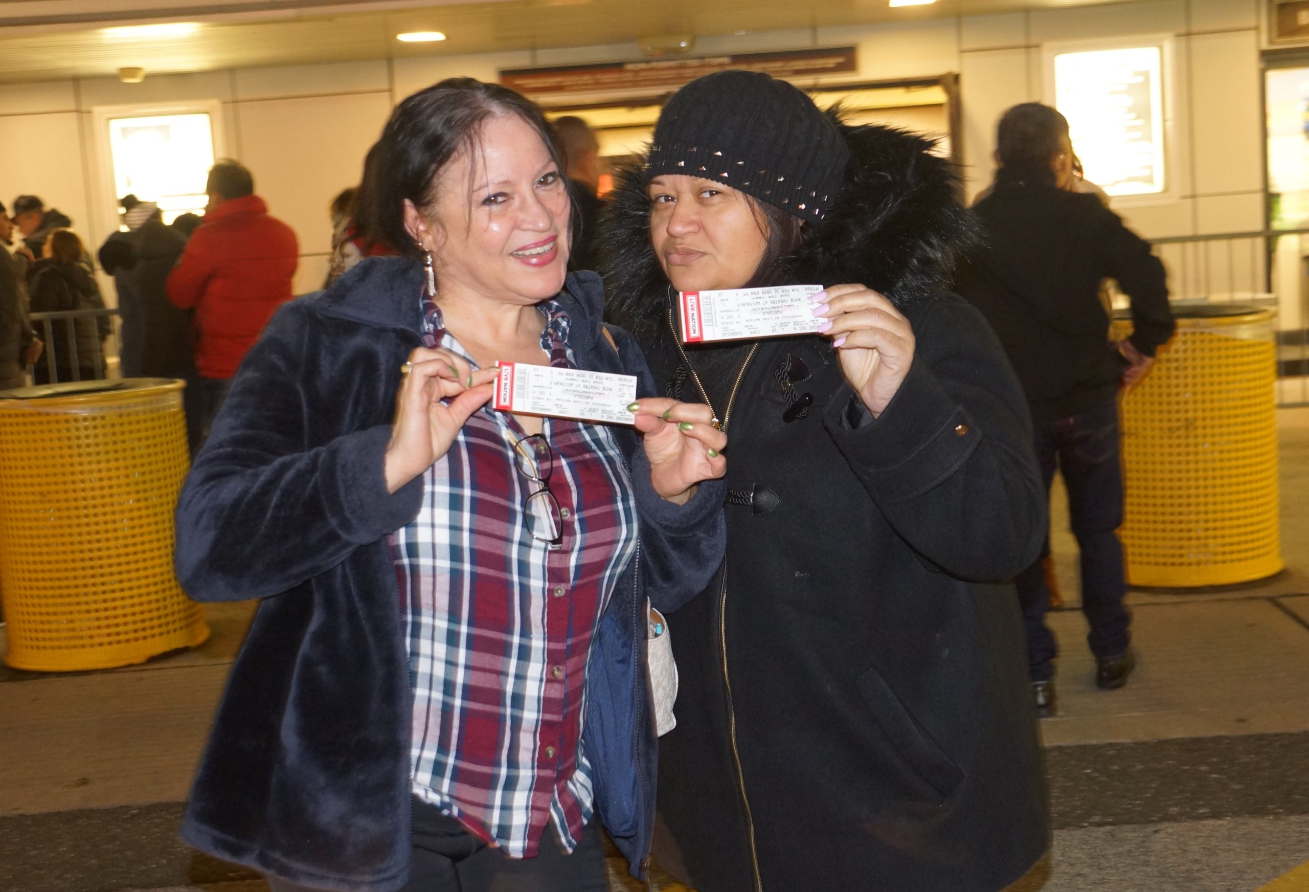 'Fans de Hierro' gozaron en el concierto de Marisela en Westbury