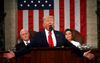 Trump asegura que para el próximo año el muro tendrá más de 800 kilómetros