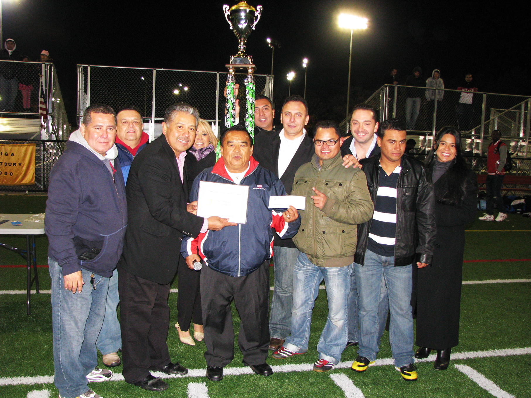 Luto en el fútbol de Long Island ¡Hasta siempre don Hansy Araujo!. (Foto: Noticia)