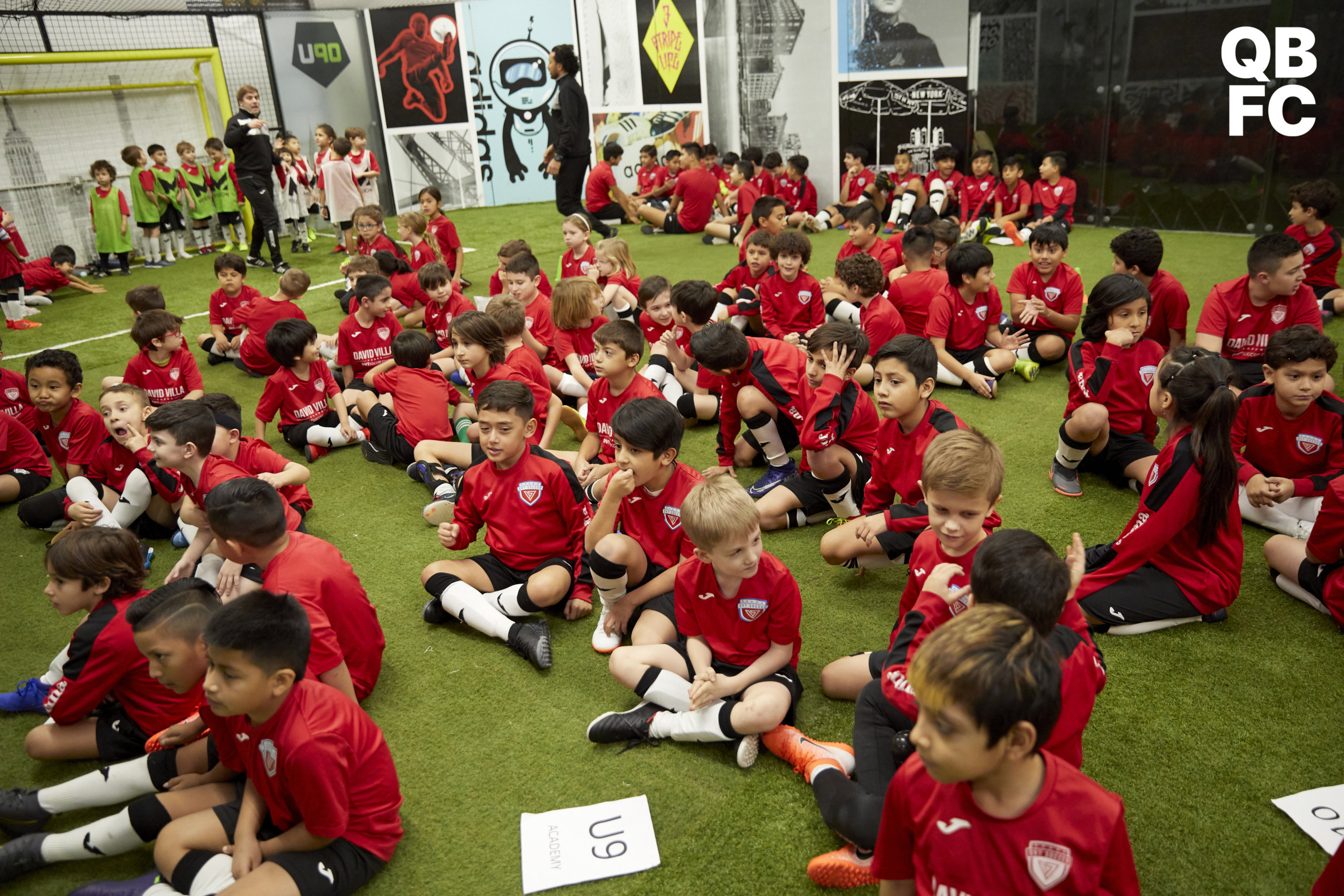 David Villa y Queensboro FC acogen partido con niños y Fan Day