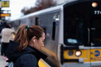 MTA ofrece acuerdos en tarifas de trenes sin descartar incremento