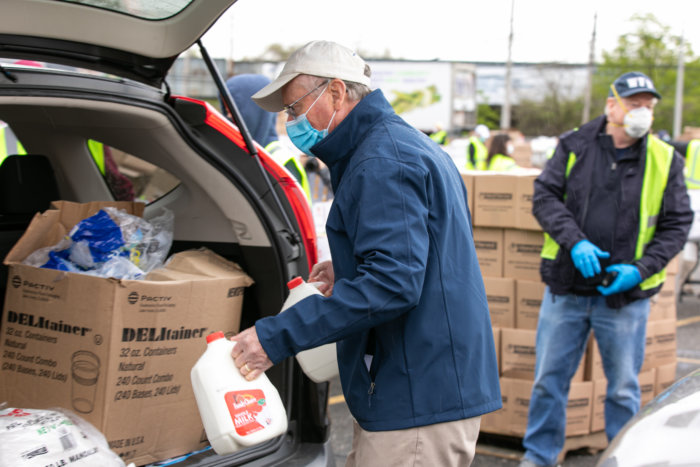 Nourish NY proporciona alimentos a comunidades necesitadas en Long Island