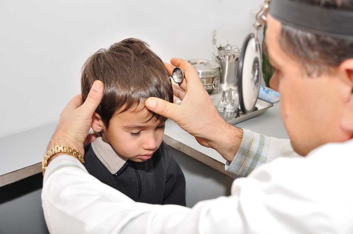 Síndrome misterioso relacionado con COVID-19 afecta más a los niños… Doctor hispano explica cómo reducir el riesgo