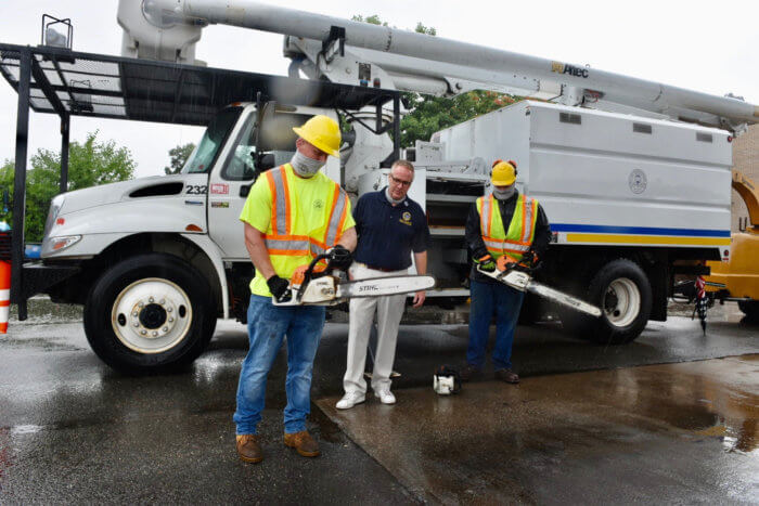 Pueblo de Hempstead preparado para enfrentar la tormenta tropical Fay