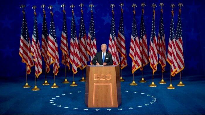 Biden insta a la unidad para superar 'esta época de oscuridad' en EEUU