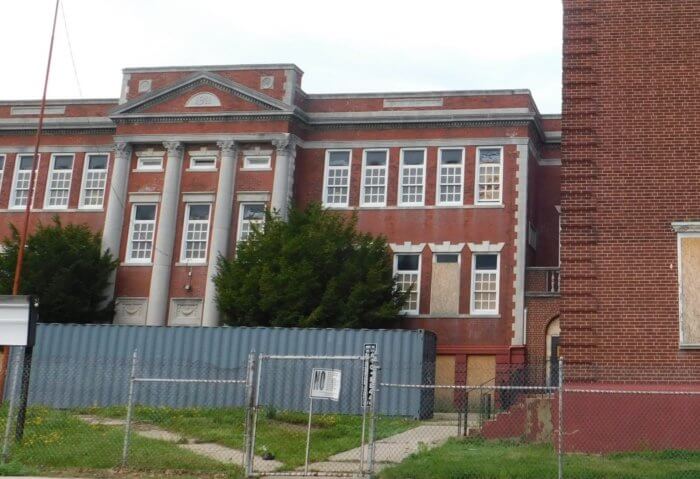 Distrito escolar de Hempstead se alista para recibir alumnos y maestros en medio del Coronavirus