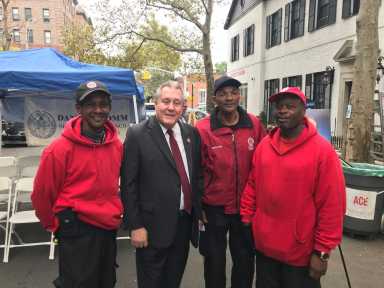 Asignan miles de dólares para limpiar Jackson Heights y Elmhurst