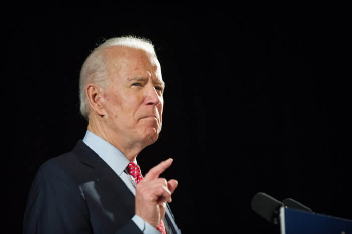 Biden sigue aventajando a Trump tras las convenciones